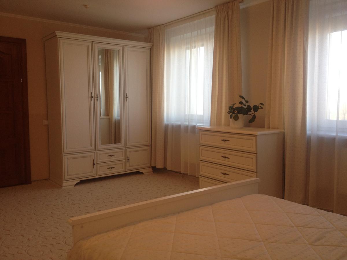 Hotel Muhavets Pruzhany エクステリア 写真