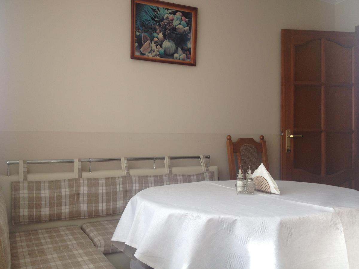 Hotel Muhavets Pruzhany エクステリア 写真